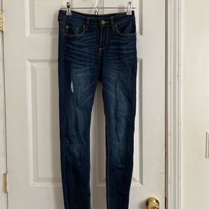 Dark blue ripped Jeans